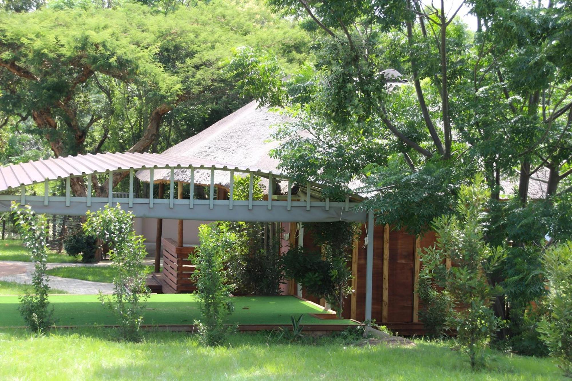 Emlanjeni Guest Lodge White River Exterior photo